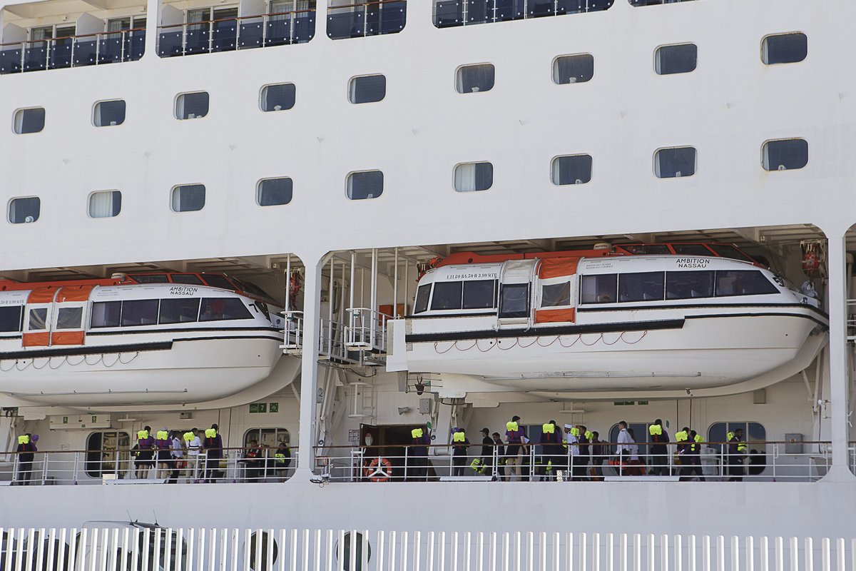 puertodecadiz's tweet photo. Hoy nos visita el crucero AMBITION.
¡Bienvenido!
#ambition #cruiseship #cádiz #portsofspain https://t.co/HshMQFGK3m
