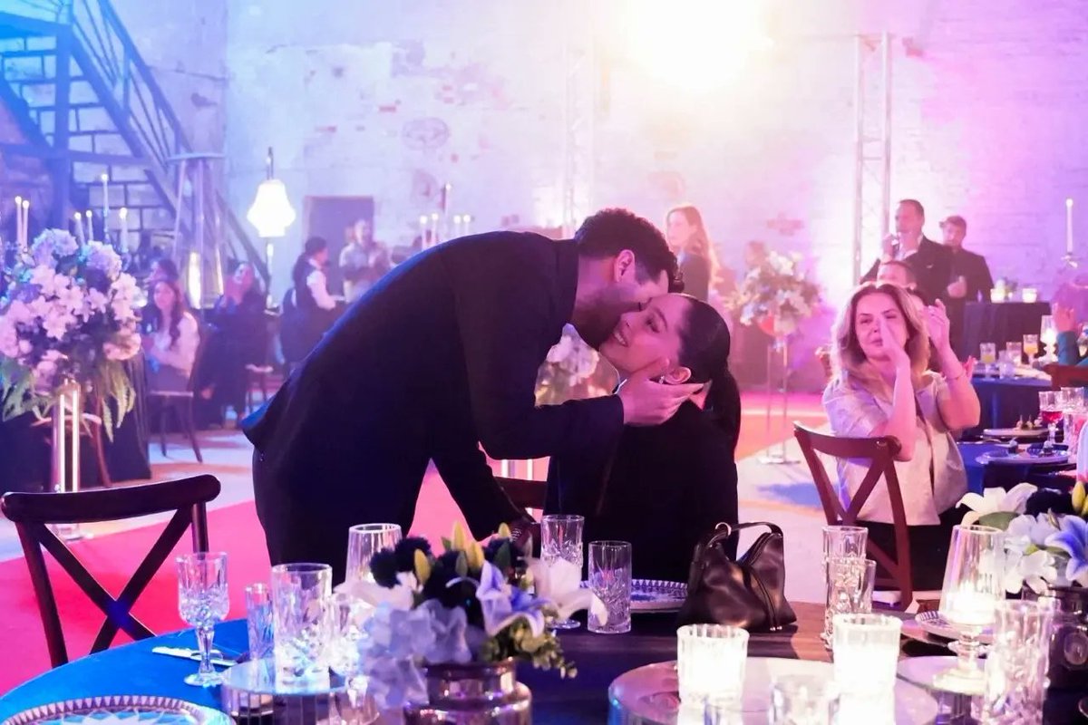 MahaluseTeam's tweet photo. #güllervegünahlar #muratyildirim #cemrebaysel #kanald #ZeySer https://t.co/OLPPjegBHf