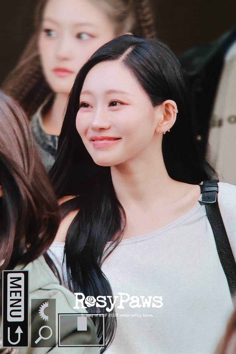 RosyPaws0329's tweet image. 260417

#JULIE #쥴리 
#KISSOFLIFE #키스오브라이프 
#KIOF