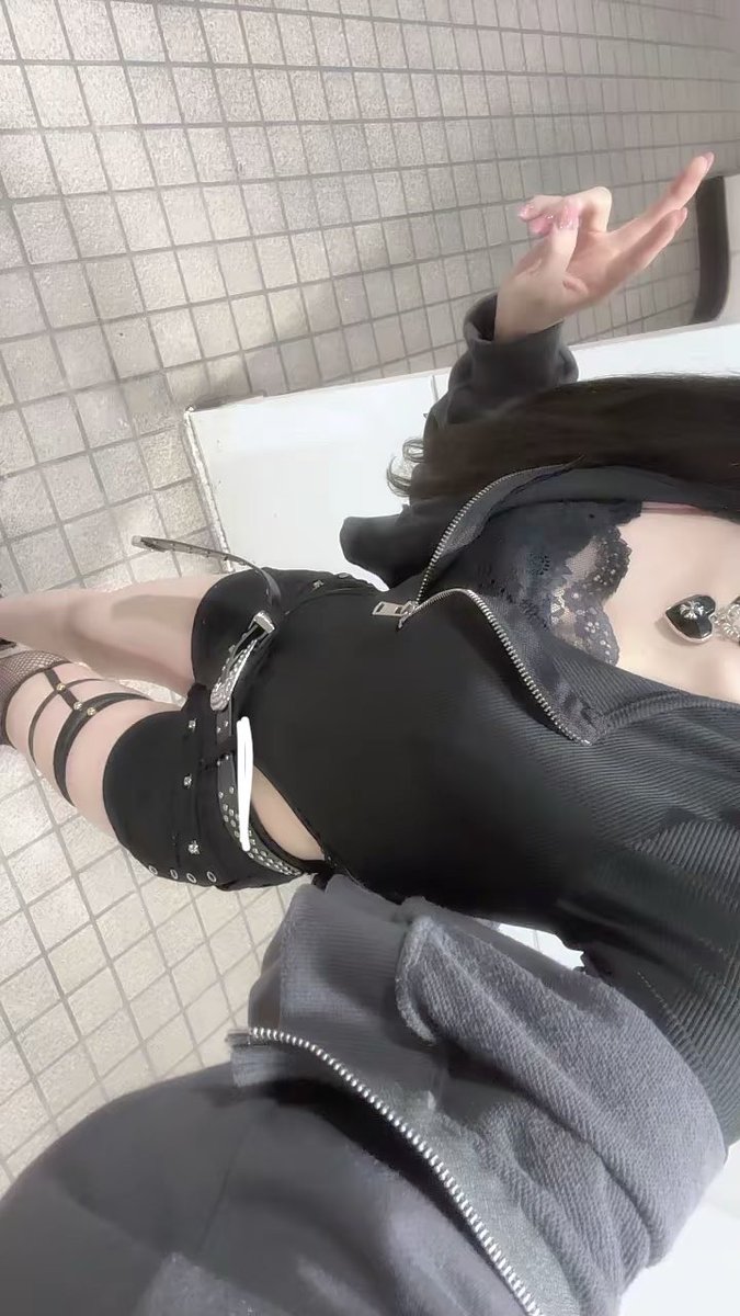 なな@4/25生誕&卒業 宮崎アニソンバー tweet media