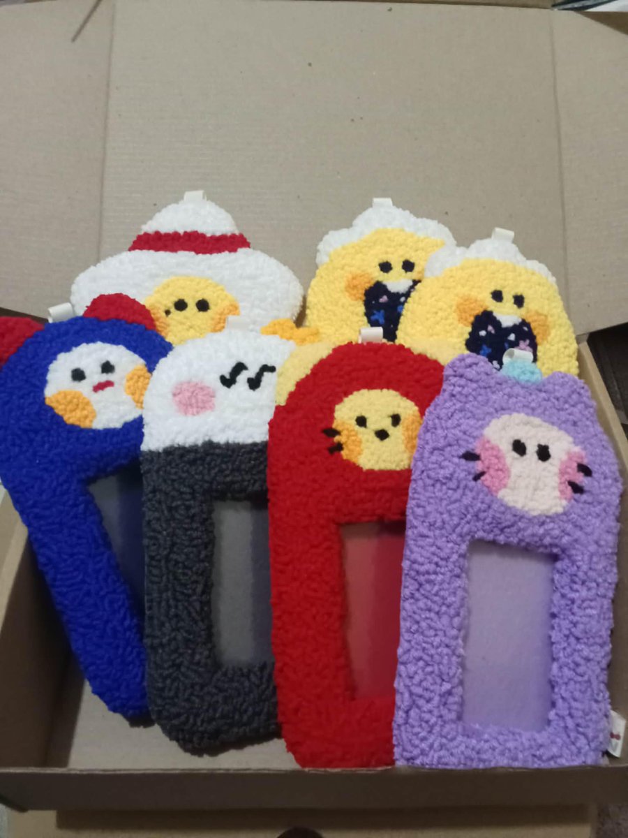 These Truz Pocahols are ready for tomorrow's concert! Look at how each Truz is turned into cutie pocahol. 

Thank you <a href="/haru2isluv_/">M. 🦋</a> for the trust 🫶

#pulse_on_in_manila 
#treasure #truz