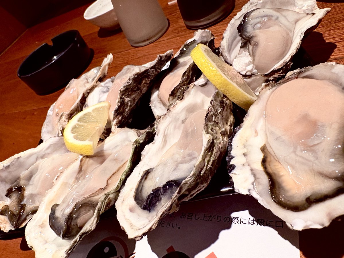 𝒦𝒜𝒩𝒜𝒟ℰ tweet media