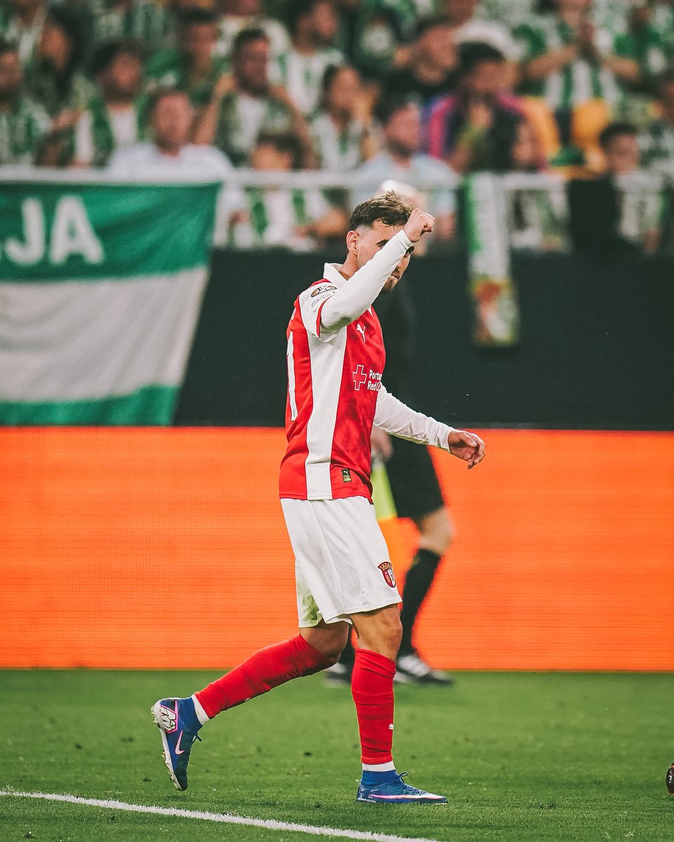 INOLVIDABLE!!
Grande ambiente em Sevilha ! Seguimos juntos Gverreiros ⚔️🛡️
Semis 💪🏼