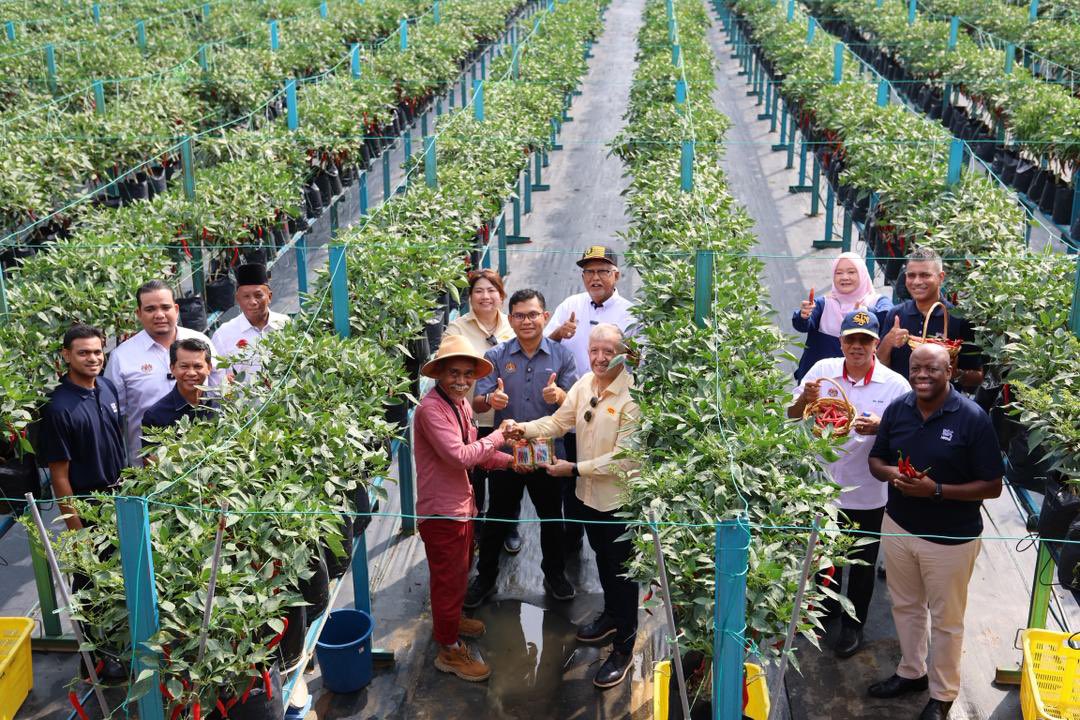 Akmal Nasir tweet media