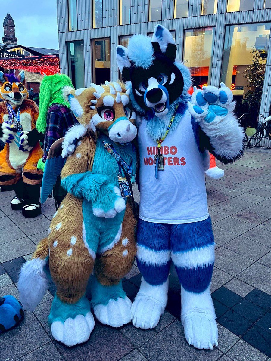 Ludra_'s tweet photo. Hug your smol dutchies! :3

Wishing you all a happy fursuit friday!

🐲:@StuffedTailsFur 

#fursuitfriday #fullsuit https://t.co/M5b0Hv2uVi