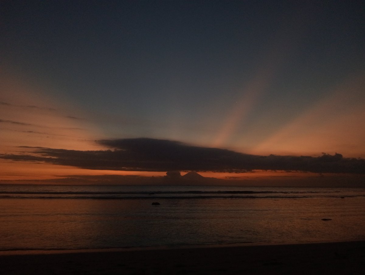 El Niño. tweet media