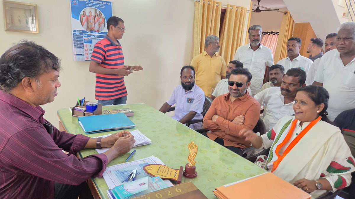 SantoshSLadINC's tweet image. As part of the campaign for the #TamilNadu Legislative Assembly elections, I met @TharahaiC the Congress candidate from the #Colachel Assembly constituency, earlier today. We had a detailed discussion on election strategies and campaign planning.