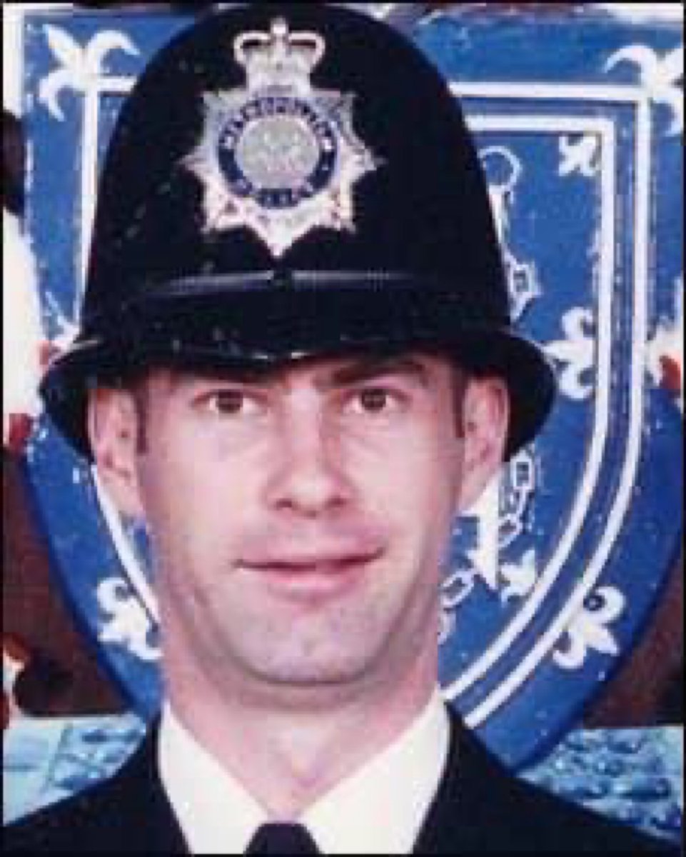 MPFed's tweet image. Remembering PC Gary Toms, of the Metropolitan Police, who died from injuries sustained on duty on this day in 2009 #LestWeForget