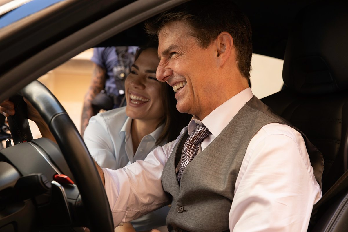 HayleyAtwell_CN's tweet image. #fbf Some stills and behind the scenes photos of MI7 haven't seen before, shared by photographer Christian Black.
#HayleyAtwell #Grace #TomCruise #Ethan  #MissionImpossible7