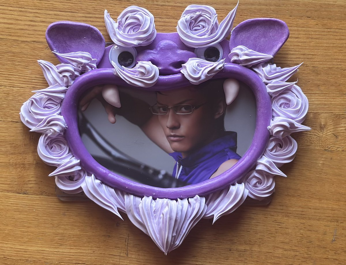sazanamiKITE's tweet photo. 木手ホイップデコ楽しい💜👓🌺 https://t.co/N7EUafSWLo