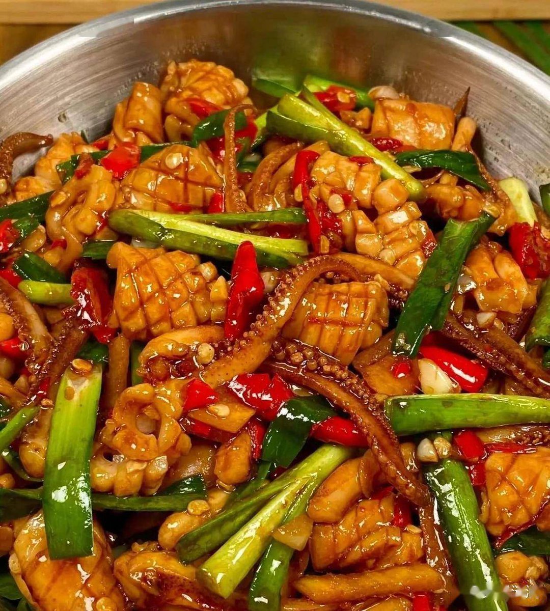 Peter Presslaber tweet media