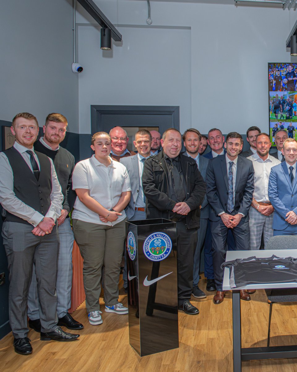 SHCFA's tweet photo. Our 2025/26 County Cup Final match officials have been confirmed🏆

Announced at a special celebration evening earlier this week, over 40 officials received their well-earned appointments.

Best of luck to you all in your finals!

See the full list of appointments ⤵️
https://t.co/2tnzgNah9s

#SHCFACountyCups | @SHCFAReferee