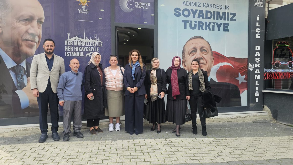 📍AK Parti Pendik İlçe Başkanlığı

İlçe Teşkilatımızı ziyaret ederek kıymetli teşkilat mensuplarımızla bir araya geldik.
Birliğimiz ve beraberliğimiz daim olsun. 
#HerMahallesiylePendik 
<a href="/akpartiistanbul/">AK Parti İstanbul</a> 
<a href="/akpartipendik/">AK Parti Pendik</a> 
<a href="/akkadin_pendik/">AK Kadın Pendik</a>
<a href="/PendikAKGenclik/">AK Gençlik Pendik</a>