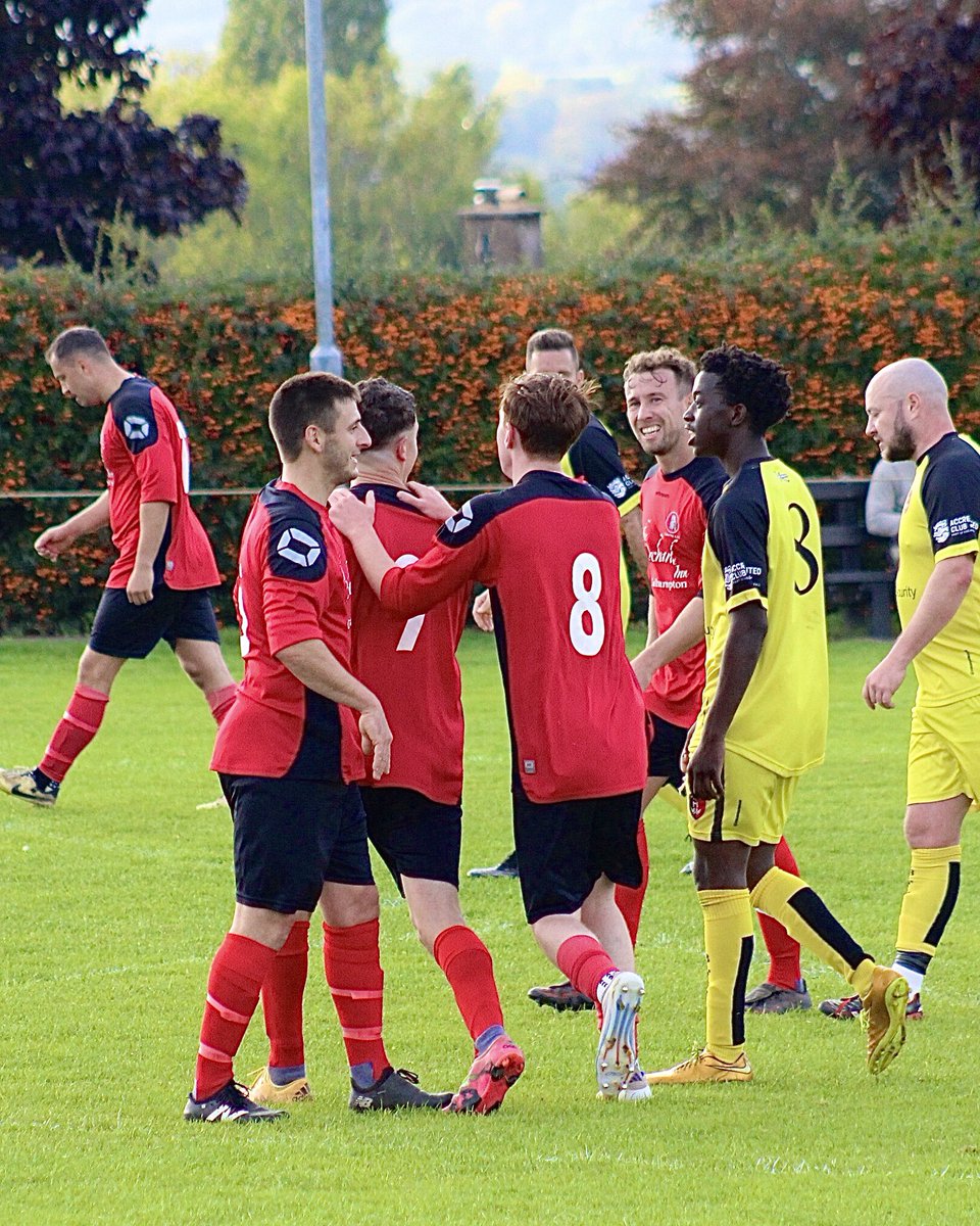 castlecaryafc's tweet photo. Last time out against Banwell…💪🤩

#CastleCaryFC #CCFC🔴⚫️ #UpTheCamels🐪 https://t.co/93cYeJd5u6