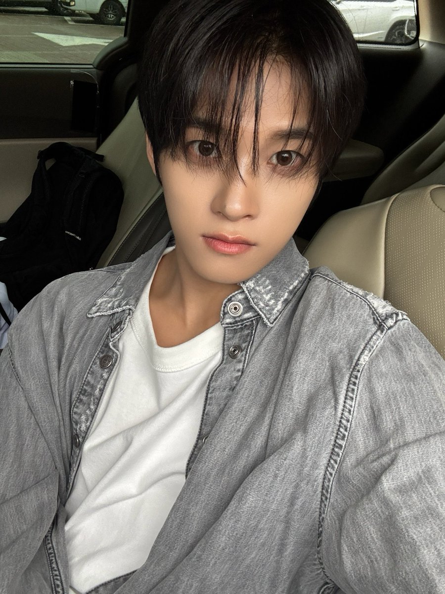 ⊹⁺⸜mIz⸝⁺⊹ tweet media