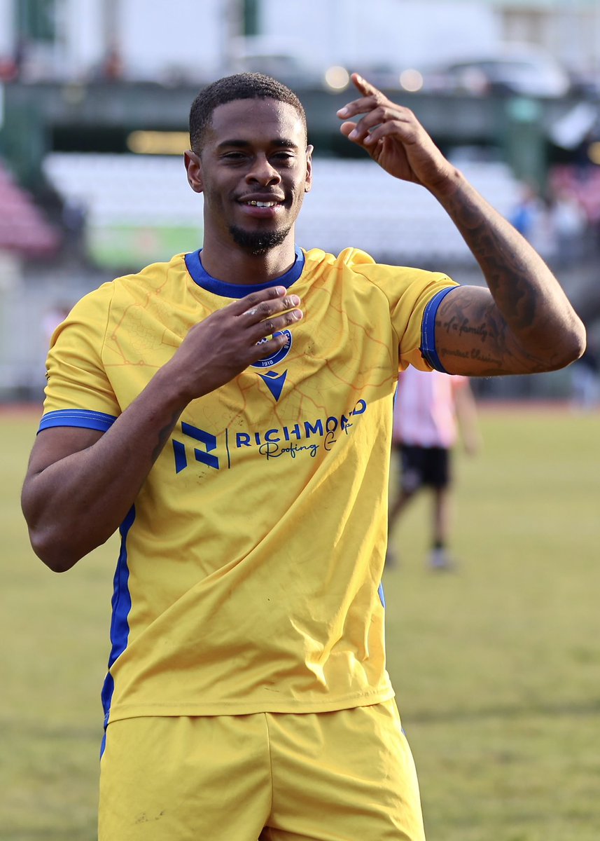 EpsomEwellFC's tweet image. Happy Birthday Ali! Hope the x-ray goes well and the celebrations are even better 🏥💙🧂

#UpTheSalts #xray