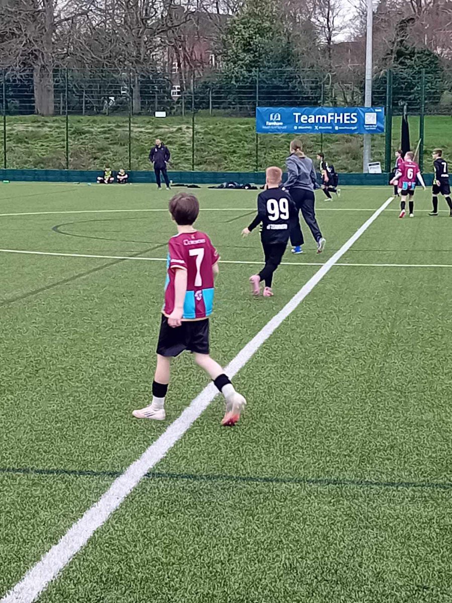 Teamgrassroots_'s tweet image. 🗣️Show us your team 
#Shoutout to my amazing son Albie 10 yrs  and his amazing team Badshot Lea Stingrays U11s that he just joined this season. Prior he played for his dad's team Farnham Town but his dad had a major  heart attack and had to give the managing up. 
Albie didn't
