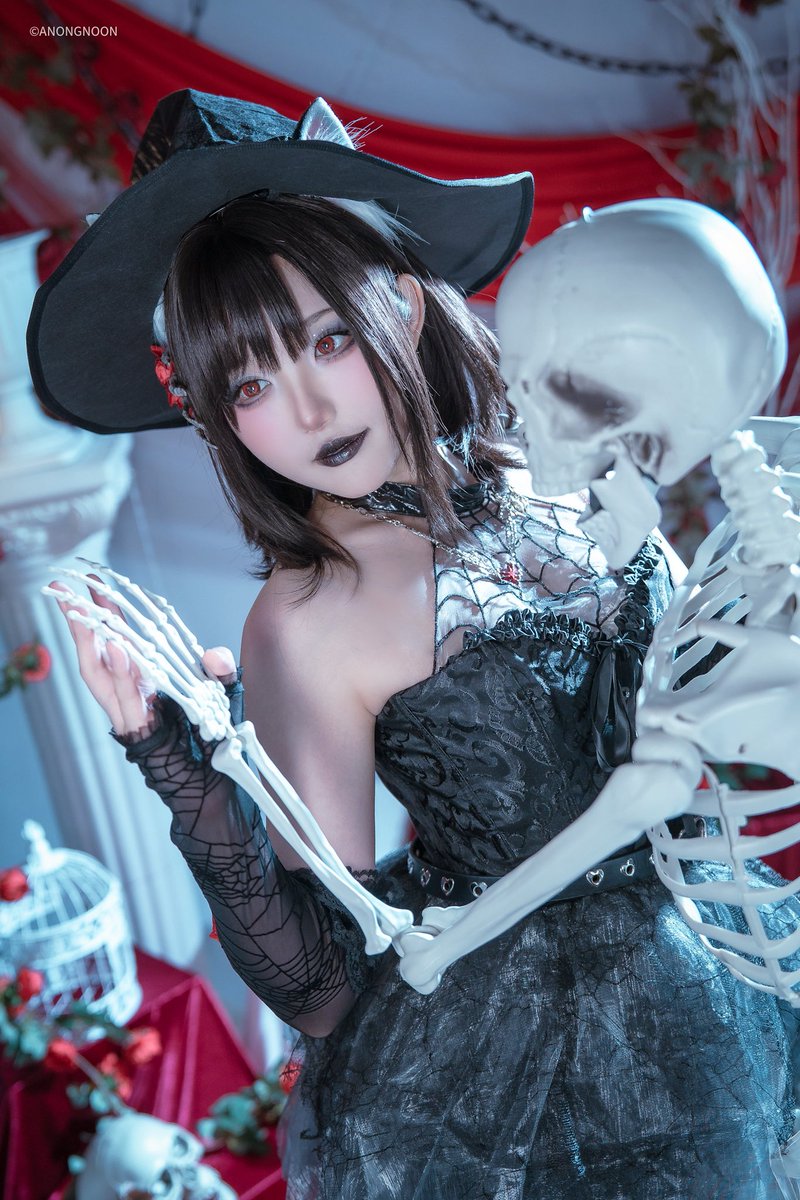 anongnoon1's tweet image. Shall we dance? 💃🕺

#gothstyle #gothic 
#originalcharacter