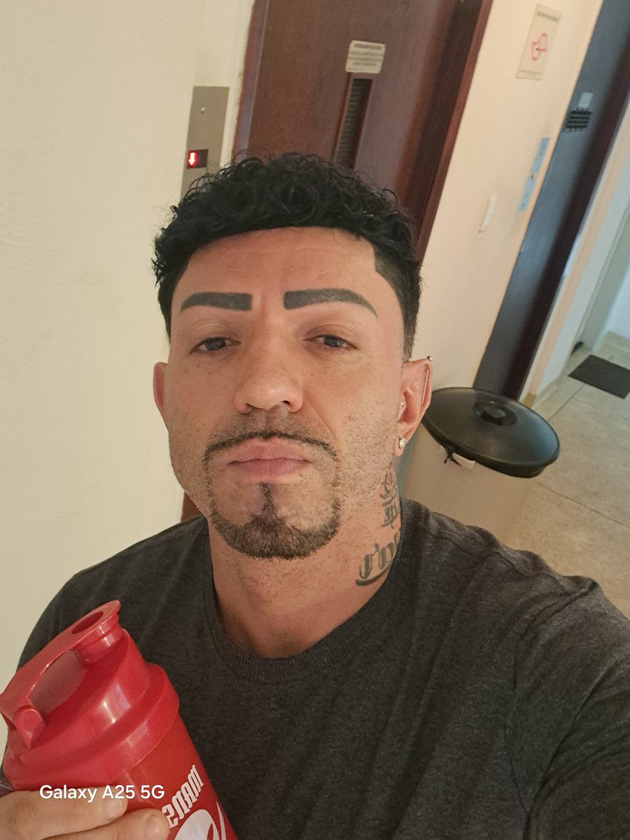 ITALIANYNHO tweet media