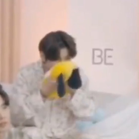 he’s gonna eat him 😭😭😭😭
