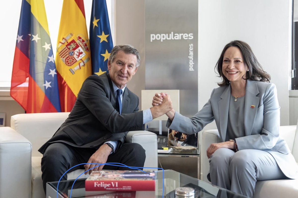 Esther Palomera tweet media