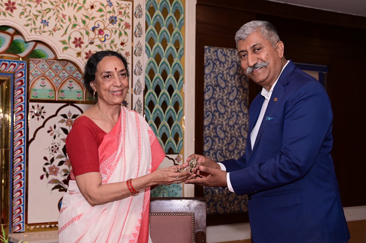 FoundationPK's tweet photo. The audience remained deeply engaged throughout, responding with curiosity and enthusiasm during the interactive Q&A session, which added further depth and dynamism to the dialogue.

The evening commenced with a warm welcome address and concluded with a vote of thanks delivered by Ms. Swati Vashishtha. This was followed by a memento presentation to poet Jagdeep Singh and conversationalist Prof. Malati Mathur by Mr. Devendra Ratnawat, General Manager of Hotel Pratap Mahal, marking a graceful close to a meaningful and intellectually enriching gathering.

#JagdeepSingh #MalatiMathur @swativashishtha @PratapMahal @WeCareJaipur @ehsaaswomen #Thewritecircle #PrabhaKhaitanFoundation #Ajmer