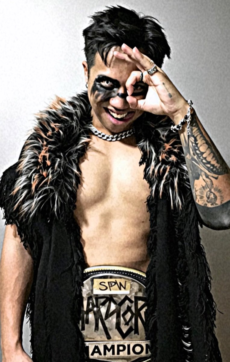 gnaynew's tweet photo. #andthenew @SgProWrestling https://t.co/mSjyvZRVz2