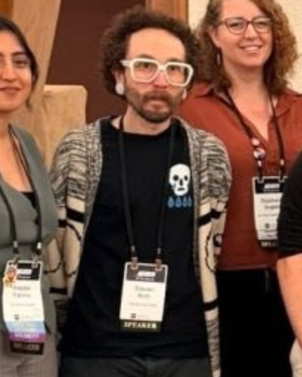 National Rational ᛋᛋ tweet media