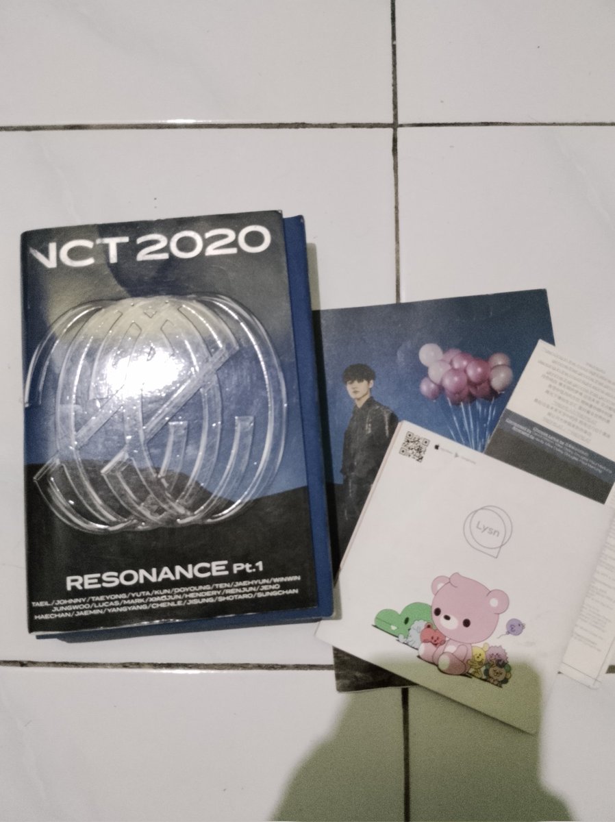 daddulove37's tweet photo. #wts sijeuni masih adakah yg mencari album ini? 
resonance 45k ada damage   kihno 70k dapat seperti difoto

-harga include adm pack
-co 🍊
-bisa splitpay/full co
-bisa cod 🍊
-dom jatim
-bisa sung kirim https://t.co/Gam3ejcjkj