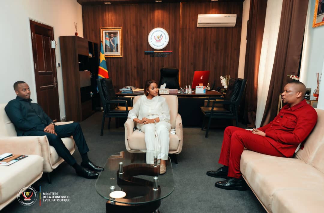 Deborahdiakanua tweet media