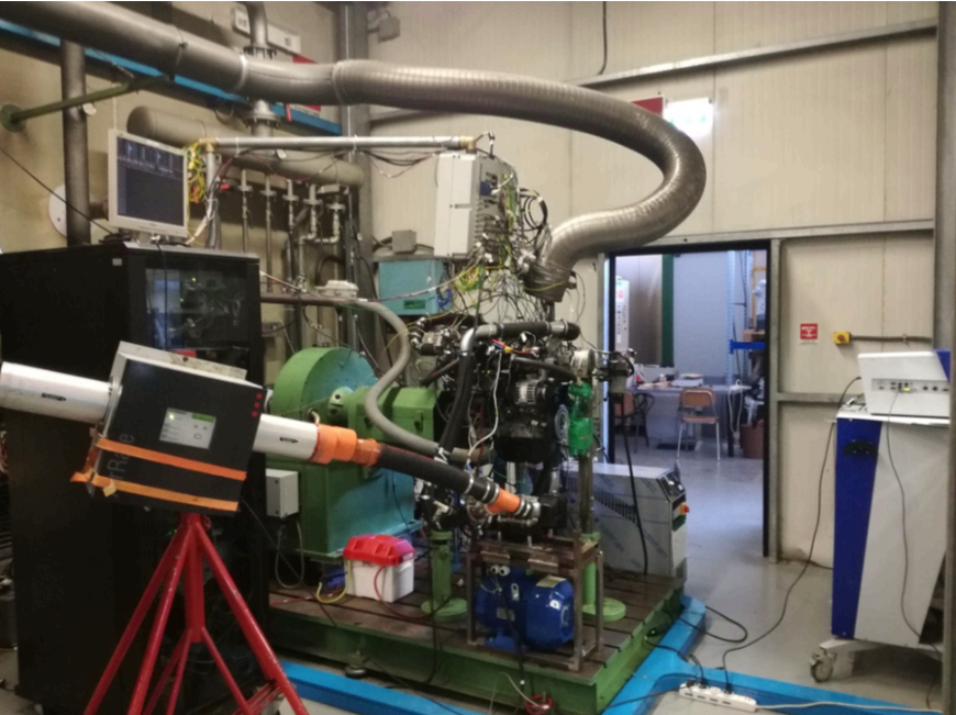 Tempco_it's tweet photo. Centraline di #termoregolazione Tempco nei banchi prova realizzati presso l'Università di Bologna per lo studio di tecniche di #combustione ad alta efficienza nei #motori tradizionali #benzina e #diesel.
#UniBo #TempcoGreen #solidsustainability 
@Unibo 
https://t.co/kndPgc8Qok https://t.co/YoPdHJ8oKf