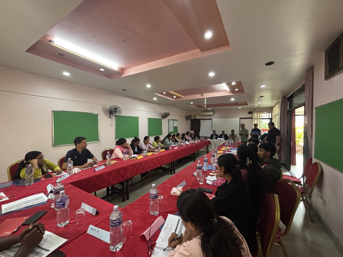 napplusn's tweet photo. 📢 Happening Now!
NAP+N is conducting a 2-day Capacity Building Training (17–18 April 2026) for ORWs of the Migrant Program in Kathmandu. Focused on strengthening programmatic understanding on BCC.
#NAPN #CapacityBuilding #HIVResponse #MigrantProgram #UNDP https://t.co/AgRgoPbG6e
