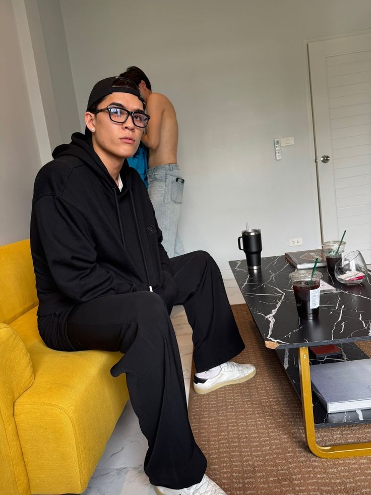 Love,Live,Laugh tweet media