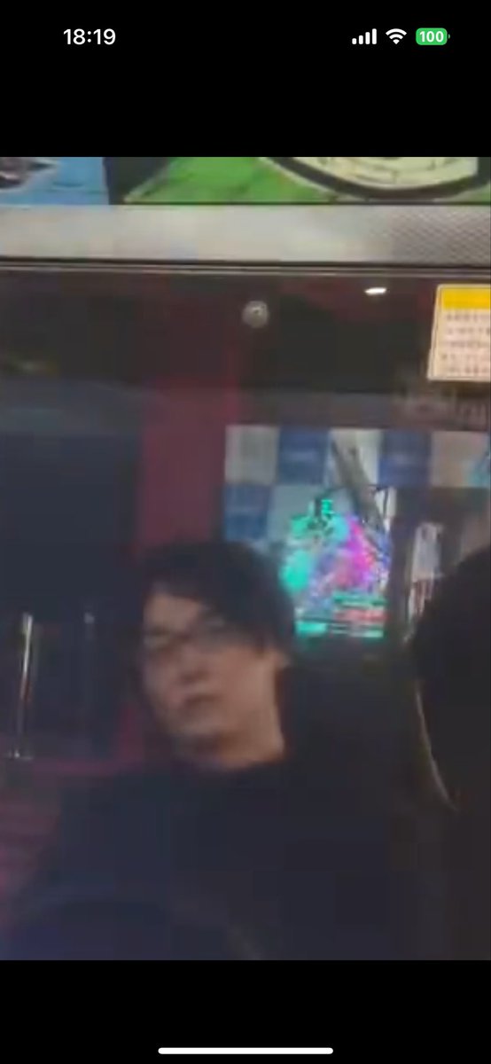 シオサ tweet media