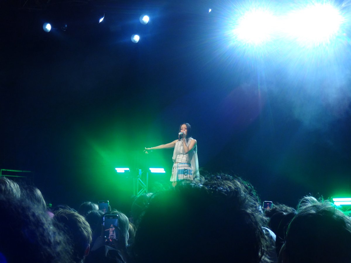 cara ≷ 🦂🍒 tweet media