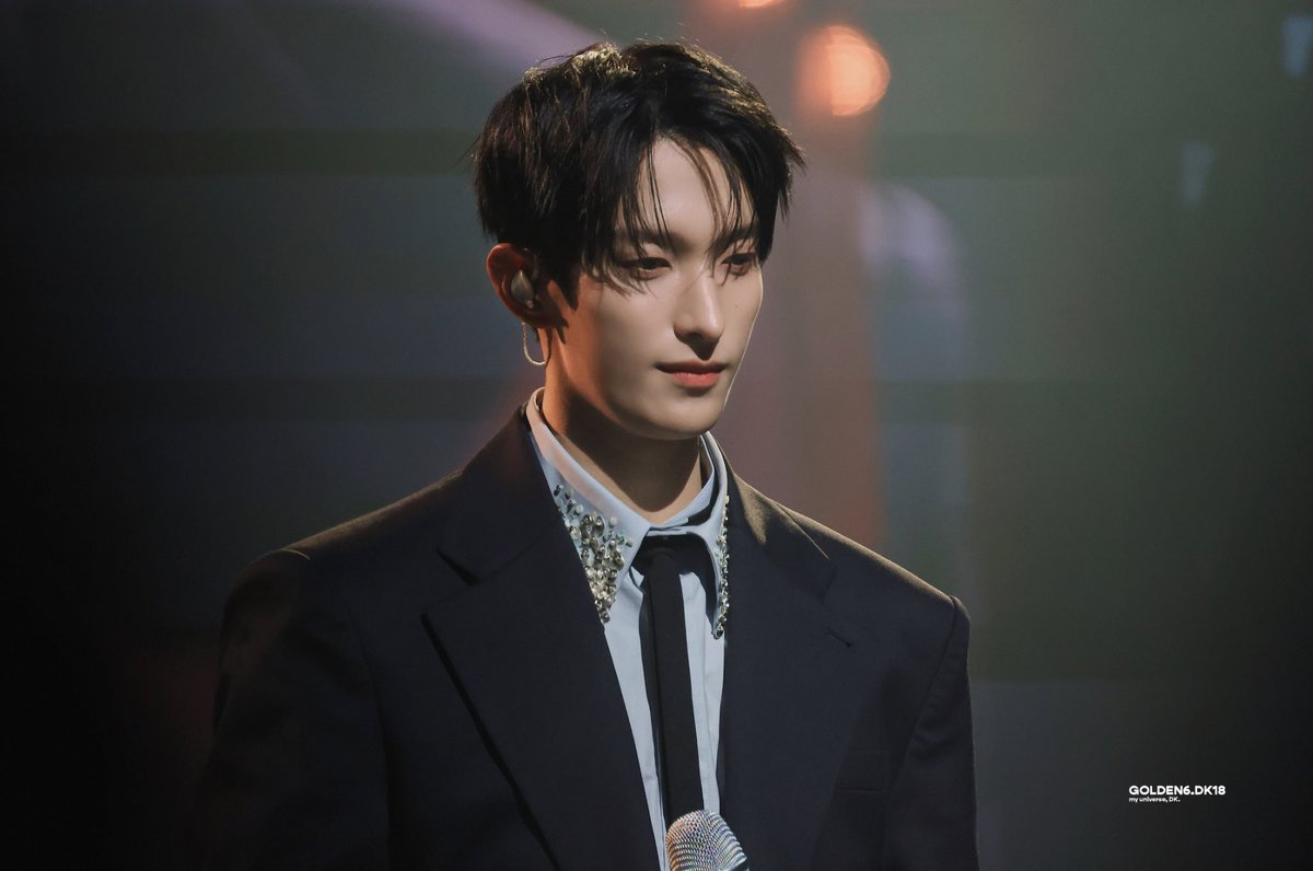 20260417 DXS [SERENADE] ON STAGE 인천💍

my lord.❤️‍🔥

#SEVENTEEN #DK #도겸 #DOKYEOM #석민 
#세븐틴 #ソクミン #ドギョム #李碩珉