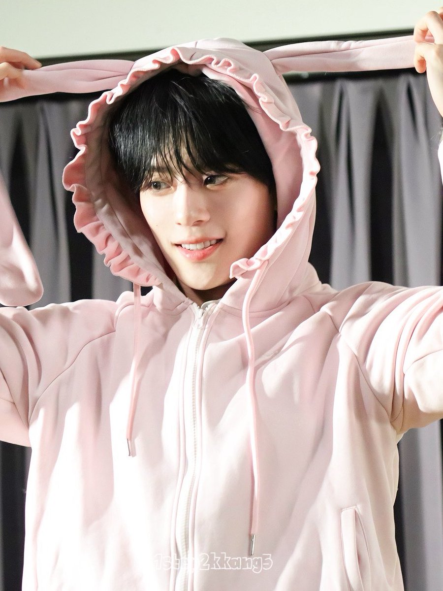 깡🐶걸음 tweet media