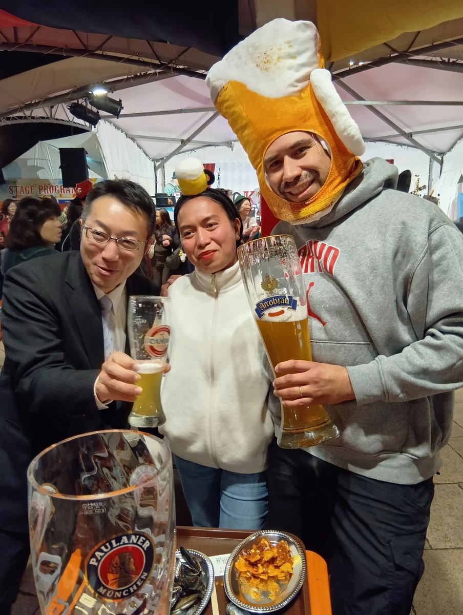 よこすか海軍カレーの株式会社調味商事 tweet media