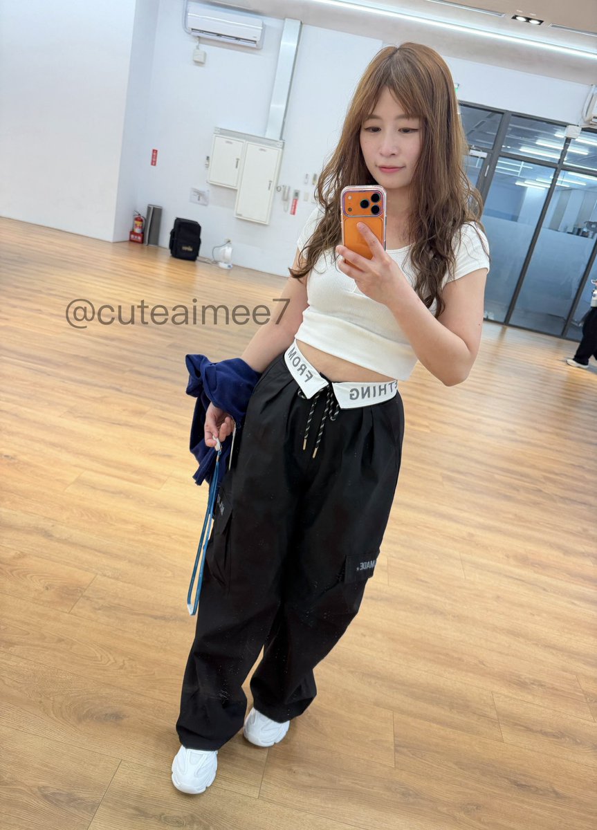 Aimee tweet media