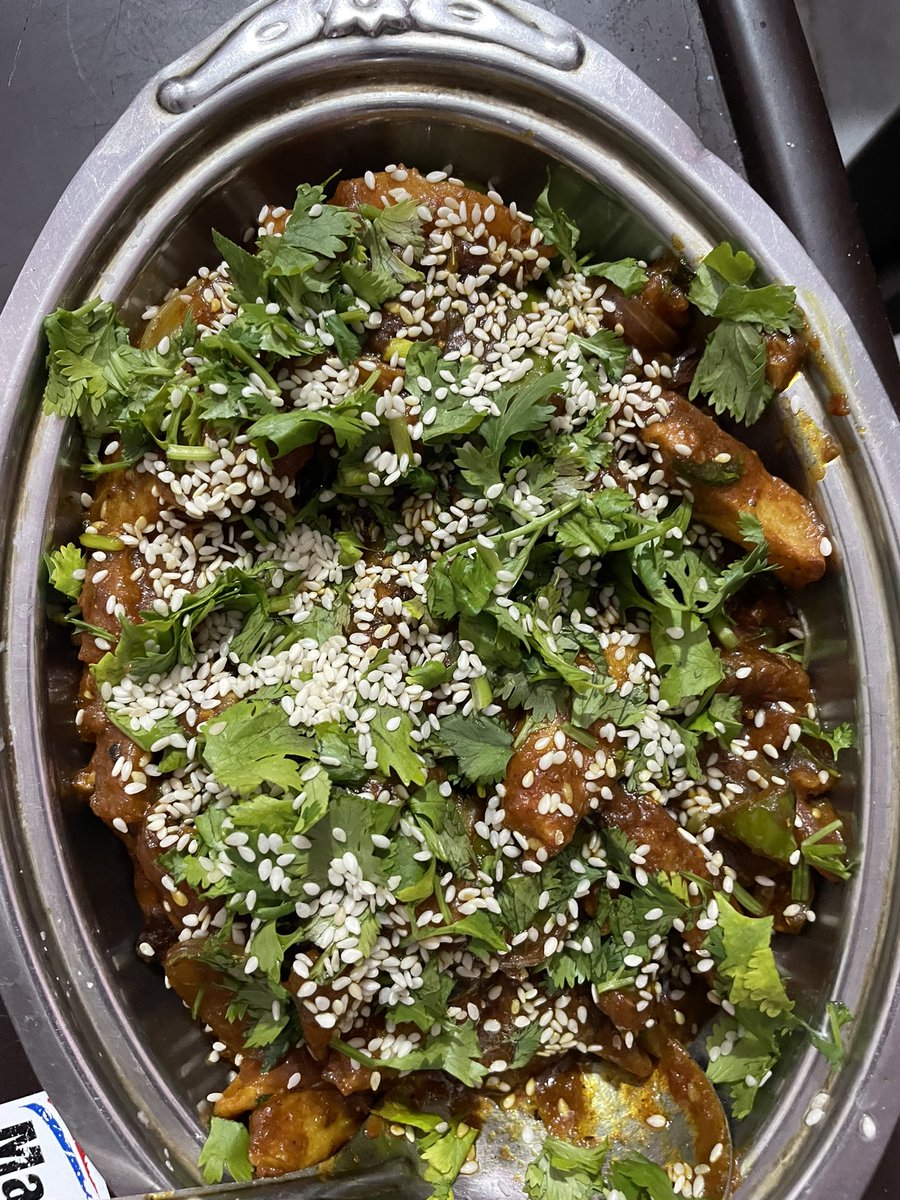 maujkato tweet media