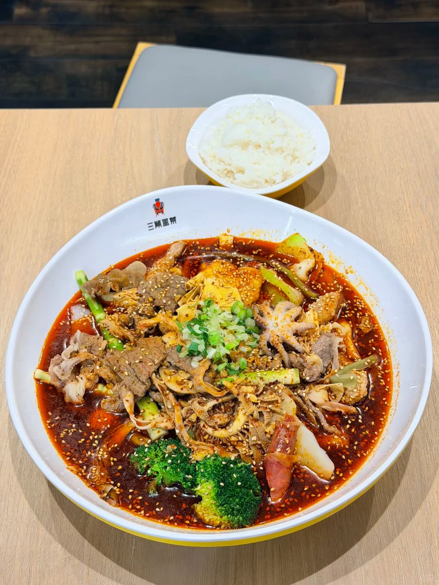 月とコーヒー tweet media