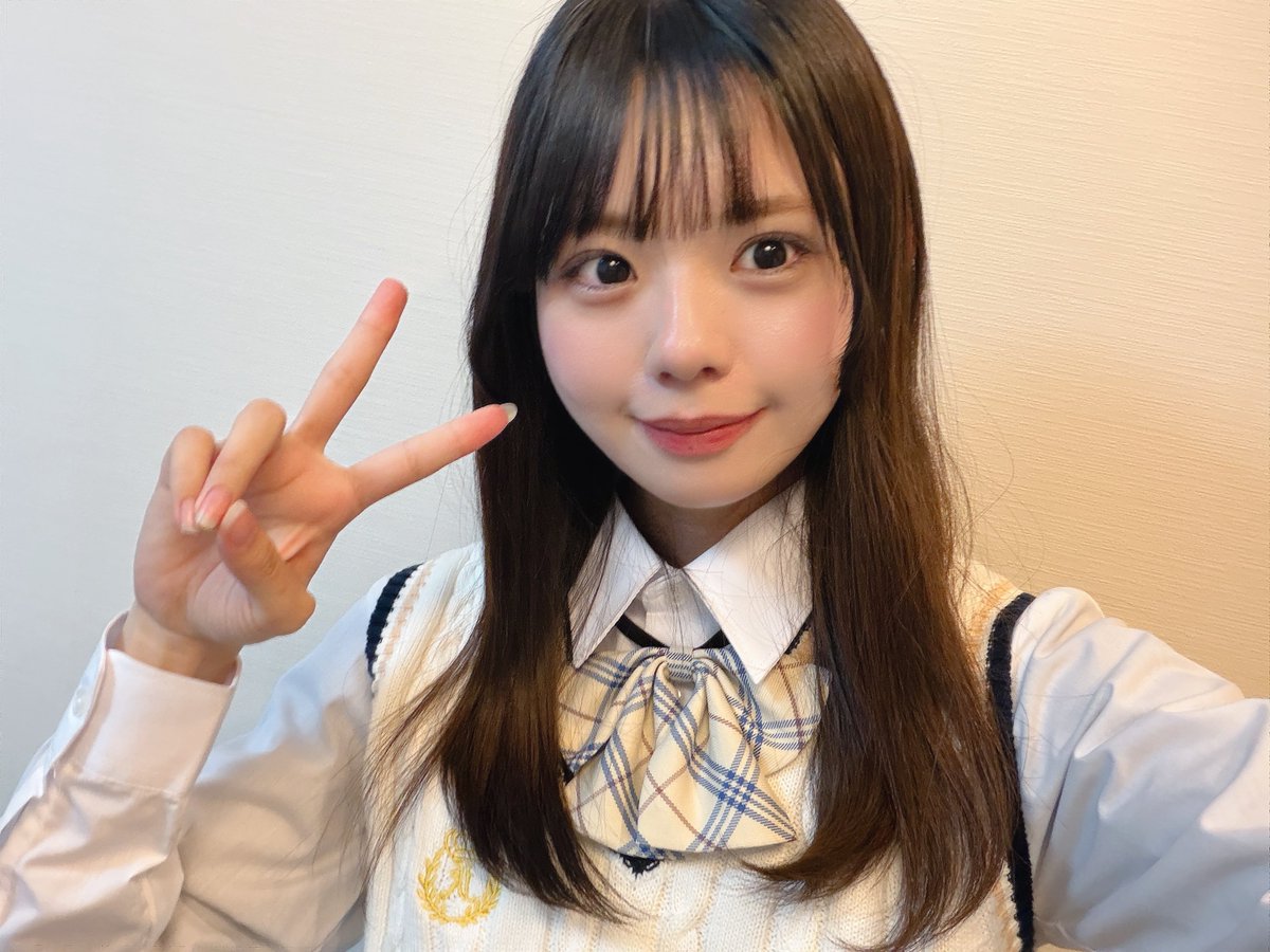 rira__0330's tweet photo. 私と付き合うデメリット💔

◎めちゃくちゃ寝起き悪い
◎家がすぐ散らかる
◎頑固
◎極度の面倒くさがり屋
◎人を夜行性にさせる
◎のろま

メリットは... https://t.co/XUkAIXrXOC