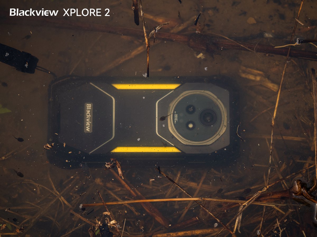 BlackviewPhone's tweet image. Not all heroes wear capes… some just survive underwater 😎📱
Blackview XPLORE 2 is just chilling like it's a spa day 💦
#Blackview #XPLORE2