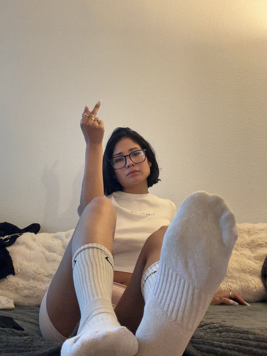 Dom Lola tweet media