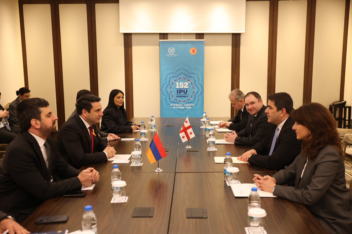 Alen Simonyan tweet media