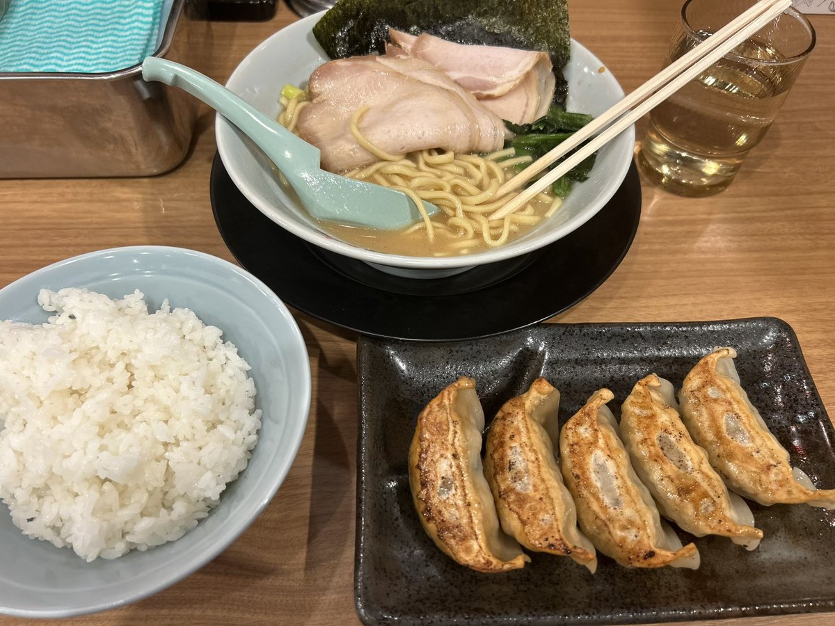 強くなりたくば喰らえッ！
(写真撮る前に少し食べちゃった定期)