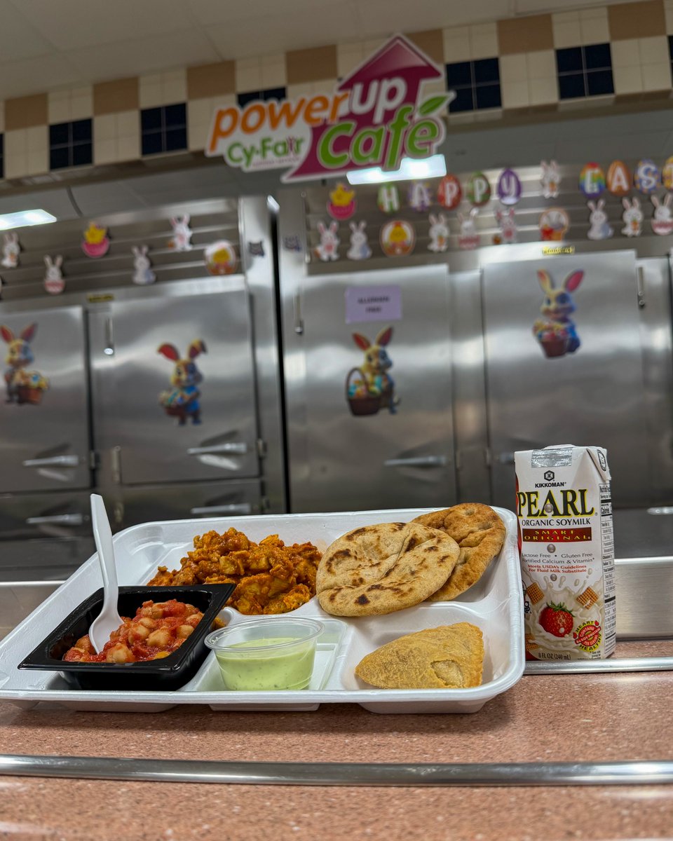 CFISDWarnerCafe's tweet photo. 💙 A closer look at the day our students explored Indian cuisine, from their first taste to excited reactions. A great example of how thoughtful menu planning brings culture and learning together. #ServingFoodAndLoveWithCare  #PowerUpCafe🧡 https://t.co/QIZWIMYvim