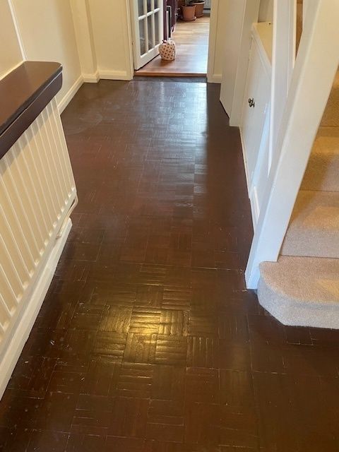 AnneBrookeBooks's tweet image. We're so pleased with our lovely new flooring - here are Before &amp;amp; After pics! 😍 

#homeproject