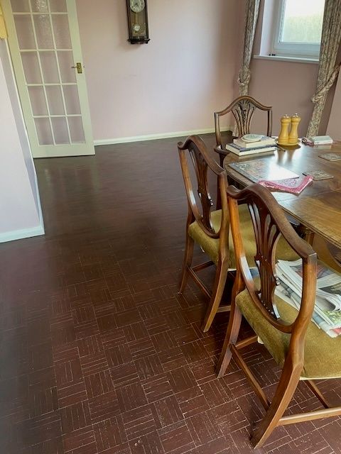 AnneBrookeBooks's tweet image. We're so pleased with our lovely new flooring - here are Before &amp;amp; After pics! 😍 

#homeproject