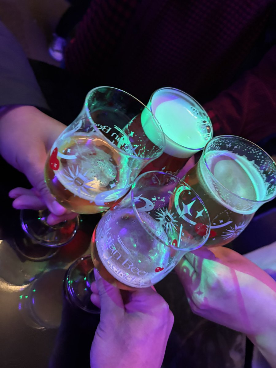 しろさめ tweet media